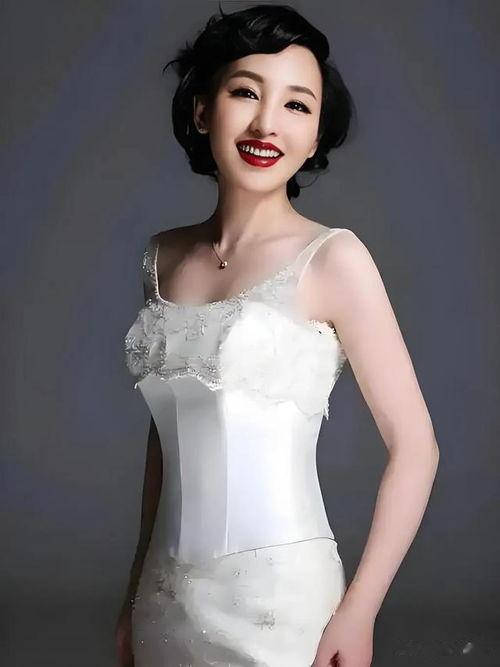 国产在线观看足丝袜,国产在线足丝袜，足下风情无限  第2张