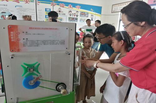 国产一级卡片,引领科技潮流的创新之作  第1张